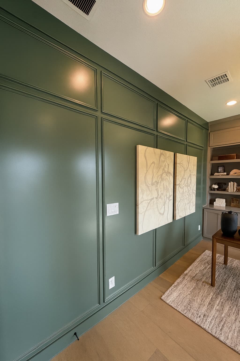 Deep Green Picture Frame Wall Molding